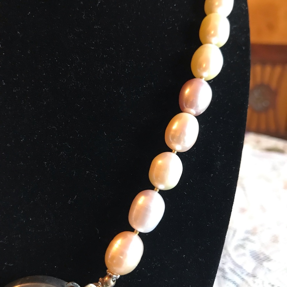 STERLING CLASP SINGLE STRAND OF LARGE GLASS PEARLS - Picture 8 of 14